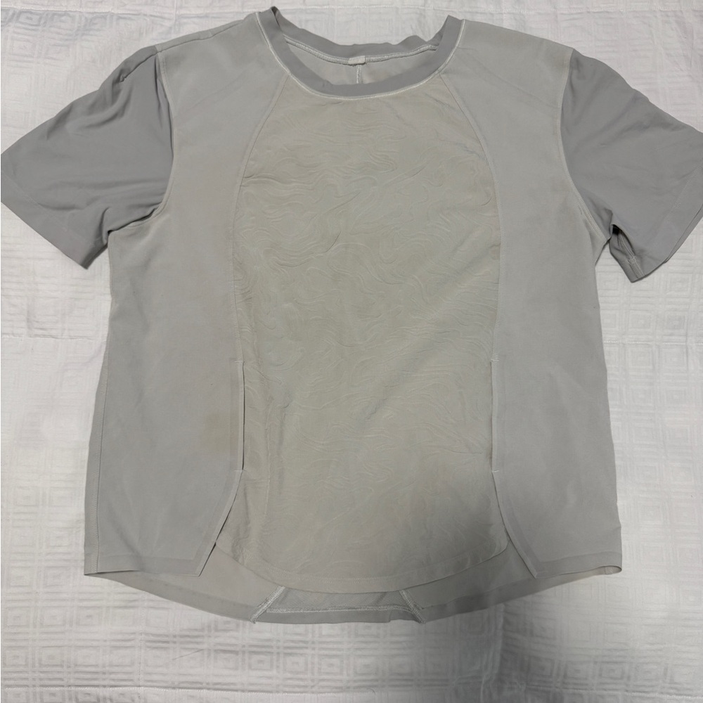 Lululemon Gray Short Sleeve Shirt sportwear